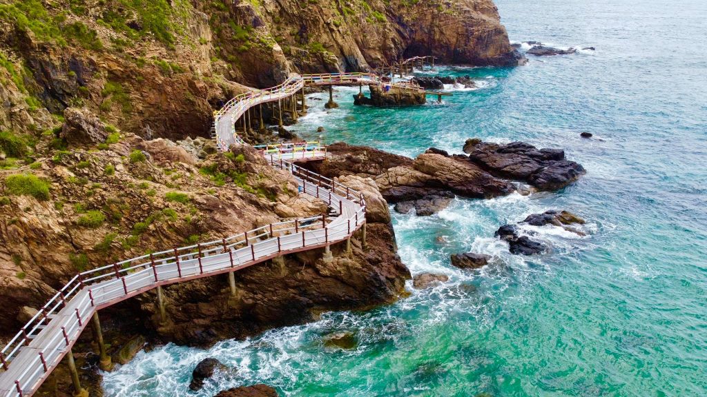 Bãi biển Kỳ Co trong hành trình khám phá Quy Nhơn