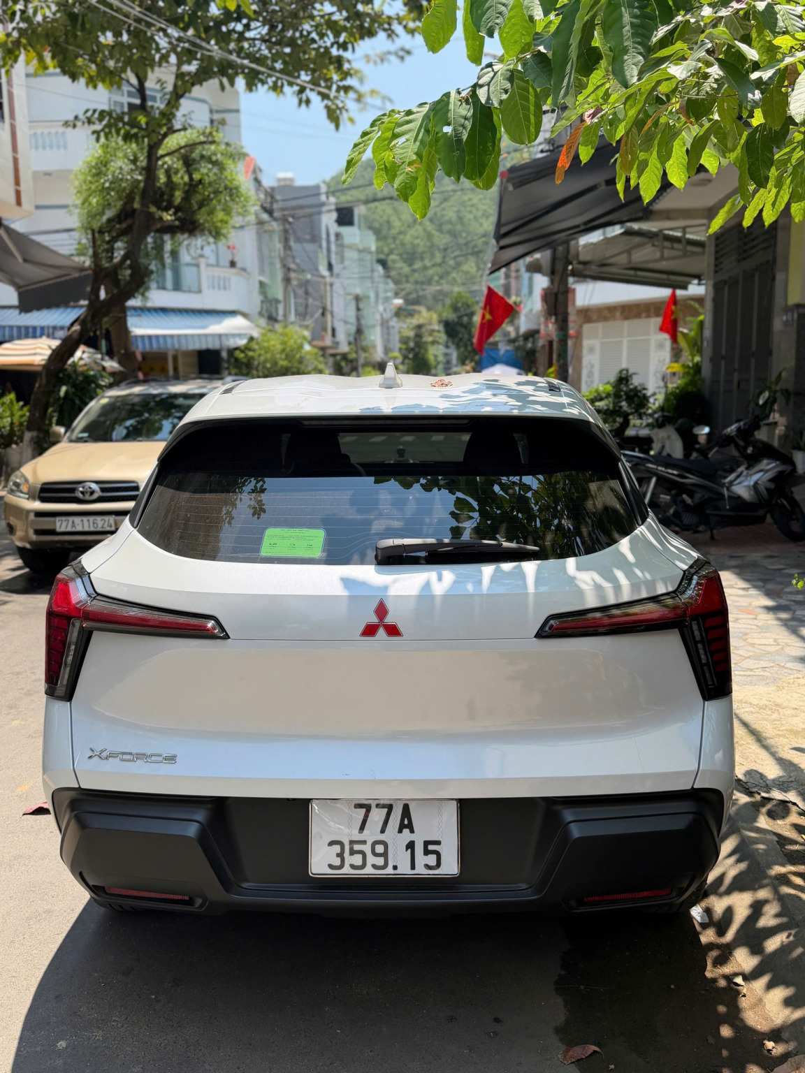 Xe 4 chỗ - ảnh 16