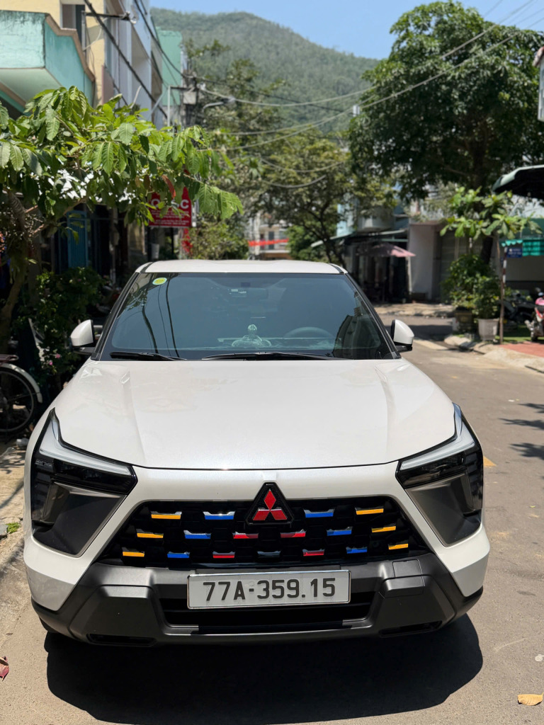 Xe 7 chỗ - ảnh 59