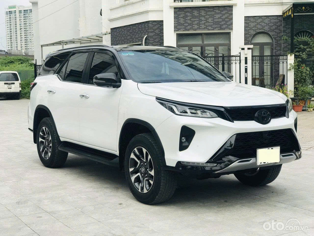 Xe 7 chỗ - ảnh 15